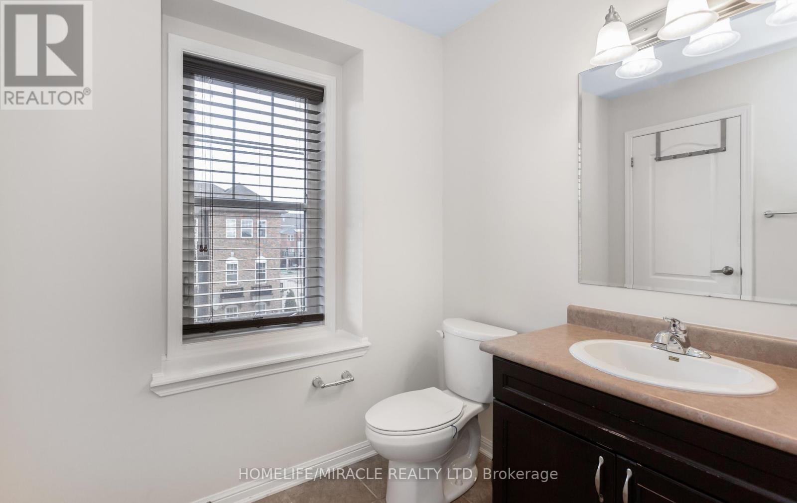 22 Crossbill Road, Brampton (Northwest Brampton), Ontario  L7A 0S5 - Photo 36 - W13027738