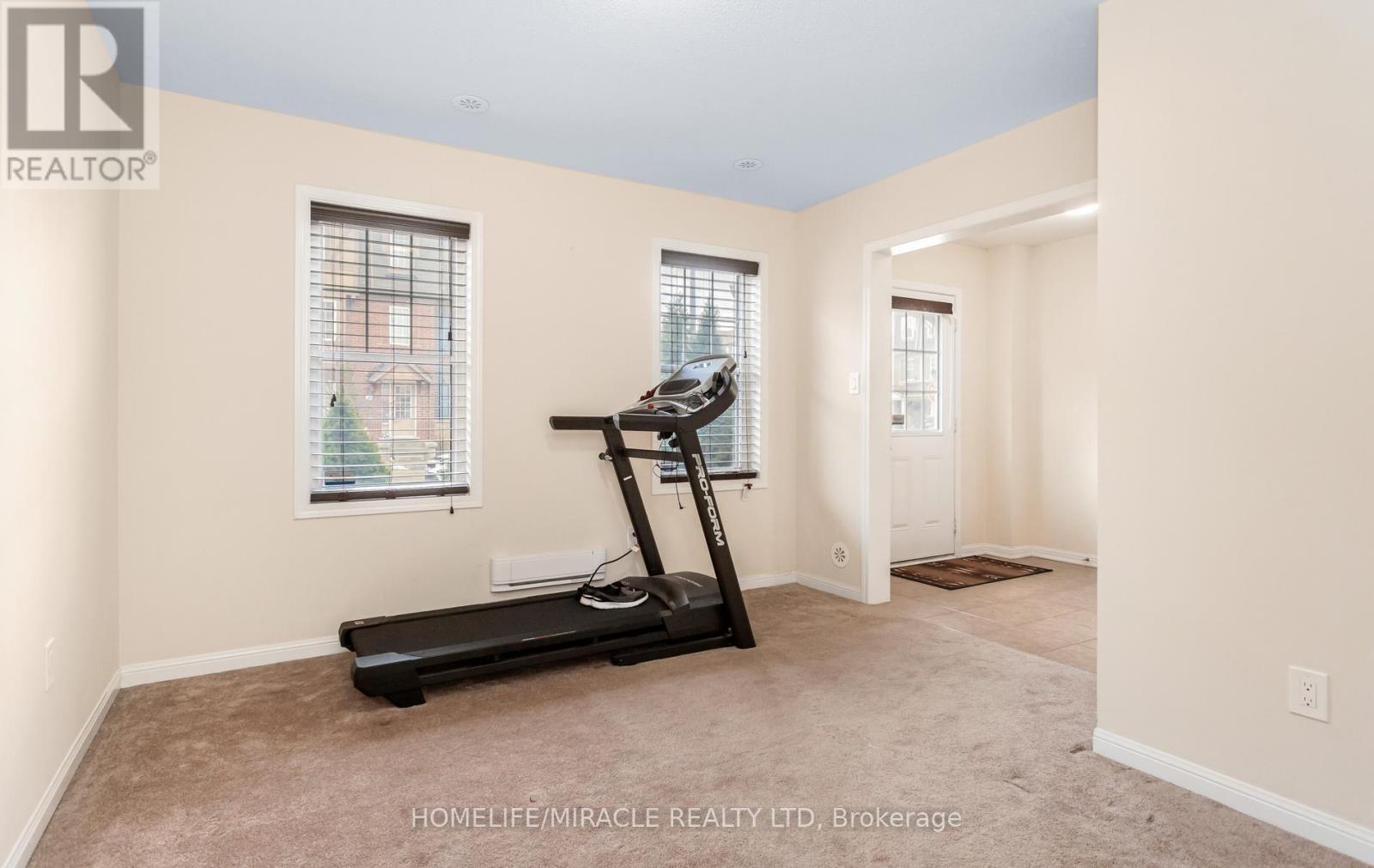 22 Crossbill Road, Brampton (Northwest Brampton), Ontario  L7A 0S5 - Photo 9 - W13027738