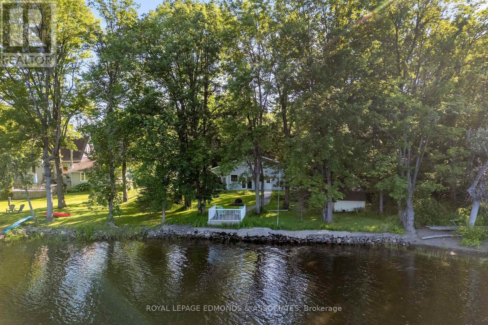 731 Francie Lane, Laurentian Valley, Ontario  K8A 6W2 - Photo 2 - X12698868