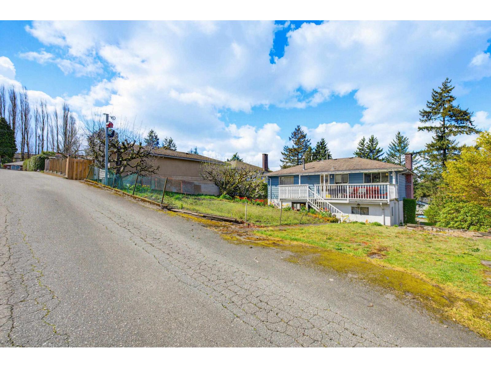 11236 135 Street, Surrey, British Columbia  V3R 2Z7 - Photo 30 - R3114227