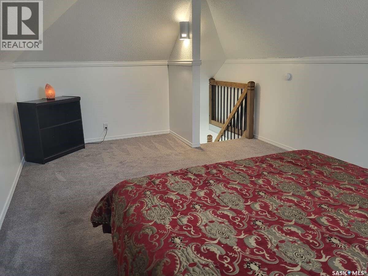 1066 5th Avenue Nw, Moose Jaw, Saskatchewan  S6H 1K8 - Photo 13 - SK033592