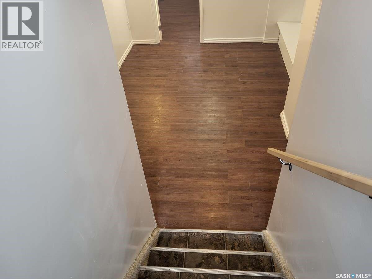 1066 5th Avenue Nw, Moose Jaw, Saskatchewan  S6H 1K8 - Photo 18 - SK033592