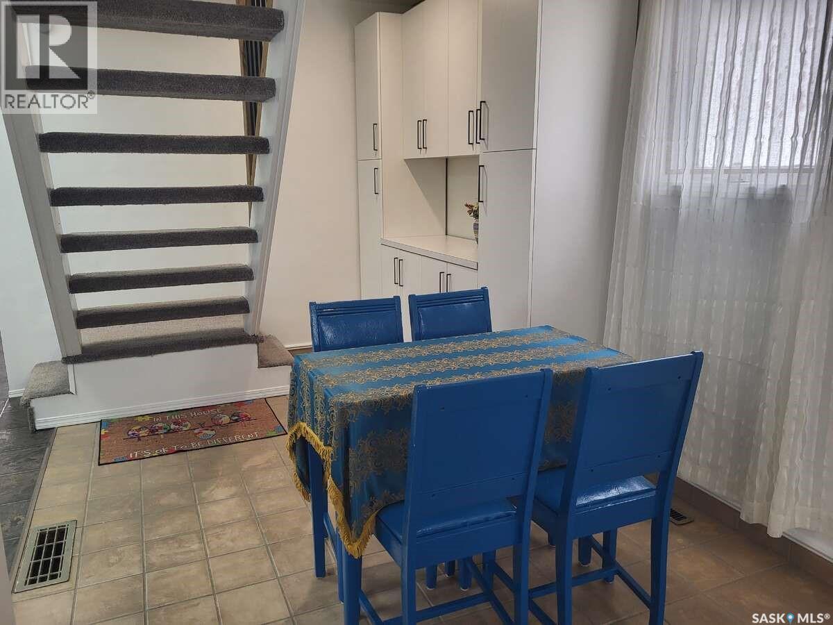 1066 5th Avenue Nw, Moose Jaw, Saskatchewan  S6H 1K8 - Photo 8 - SK033592