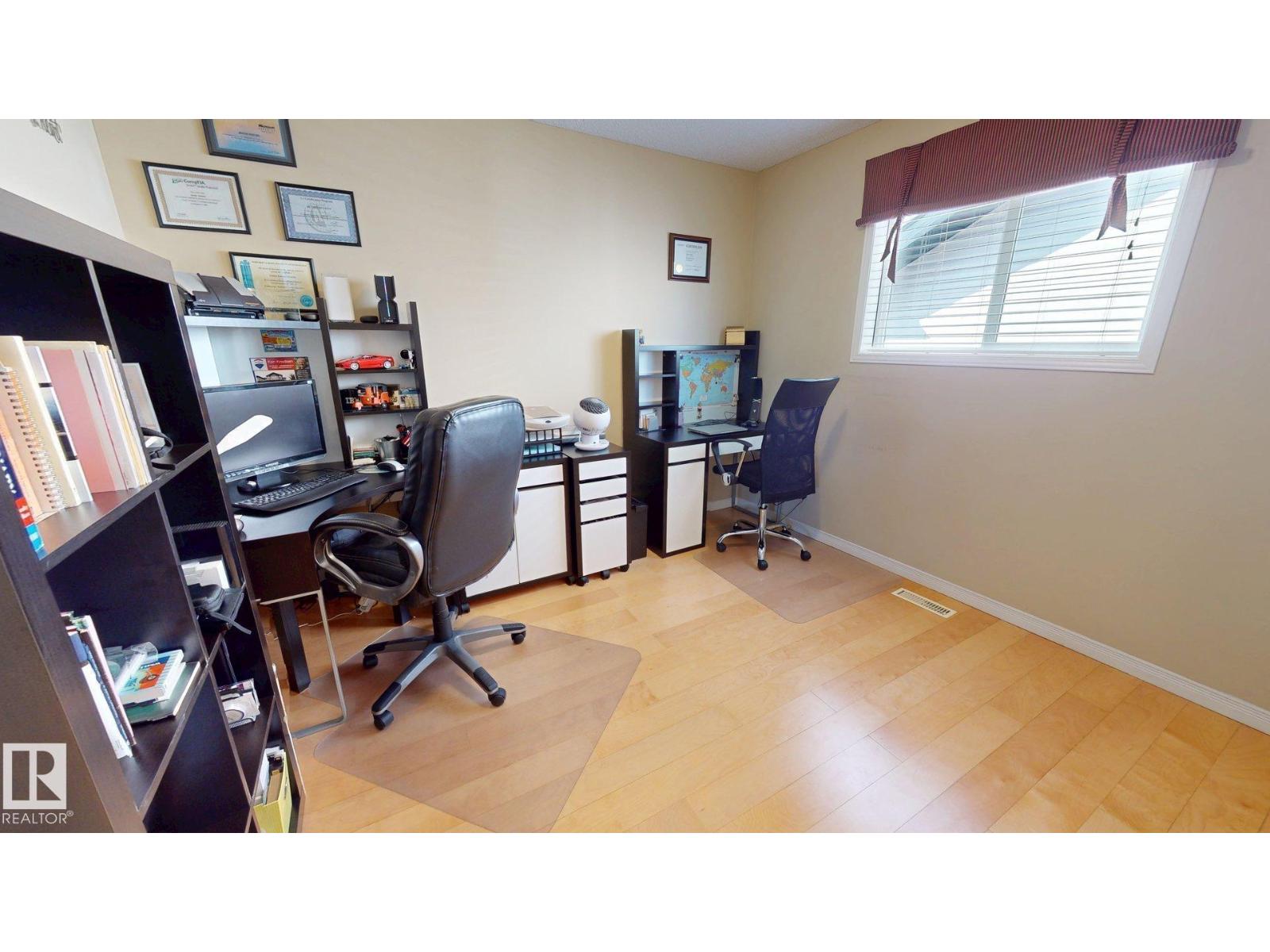 8704 175 Av Nw, Edmonton, Alberta  T5Z 3Z3 - Photo 16 - E4483434