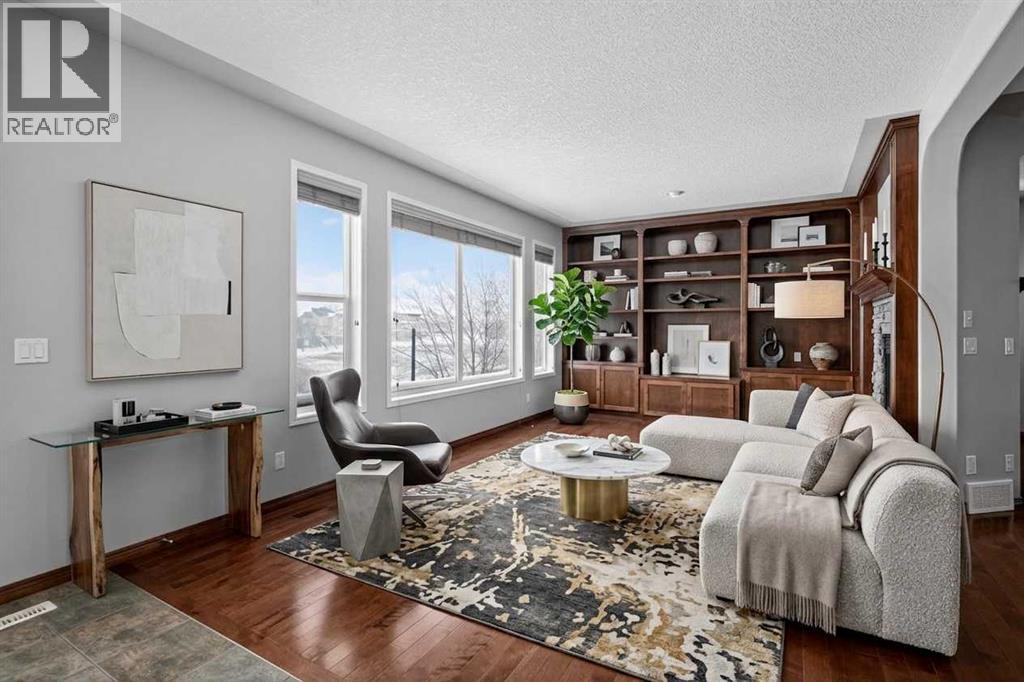 70 Panatella Circle NW, Calgary, Alberta  T3K 5Z7 - Photo 13 - A2301330