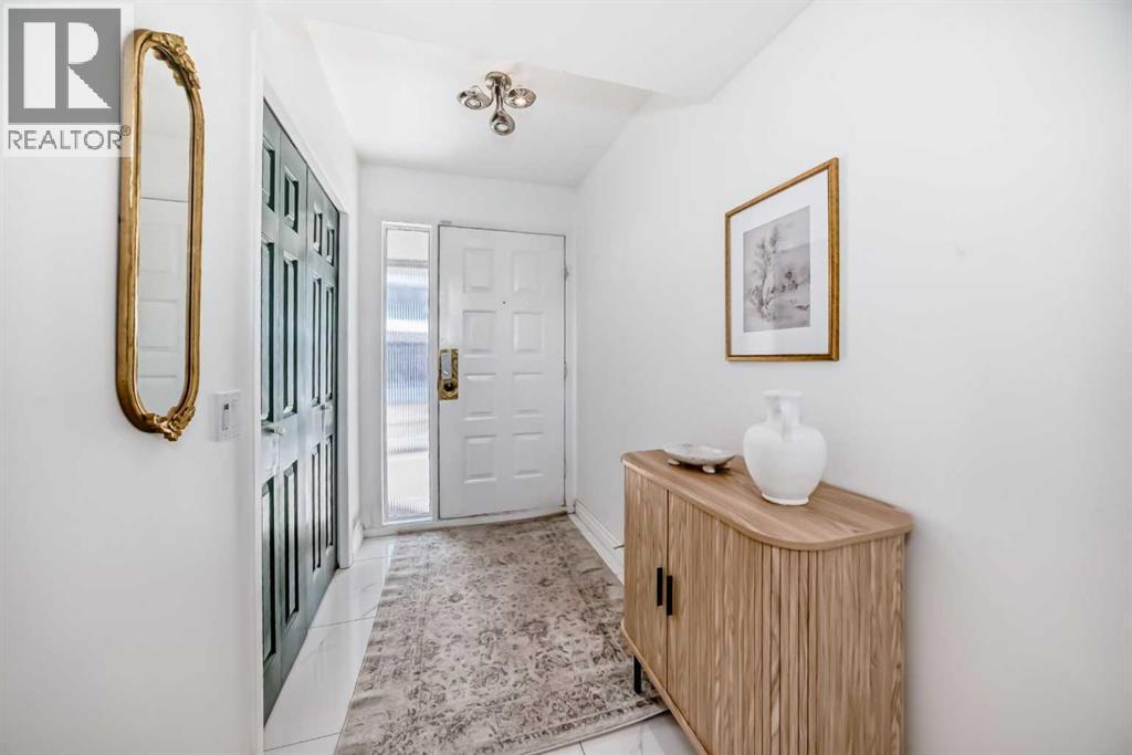 23, 10457 19 Street Sw, Calgary, Alberta  T2W 3E6 - Photo 5 - A2303849