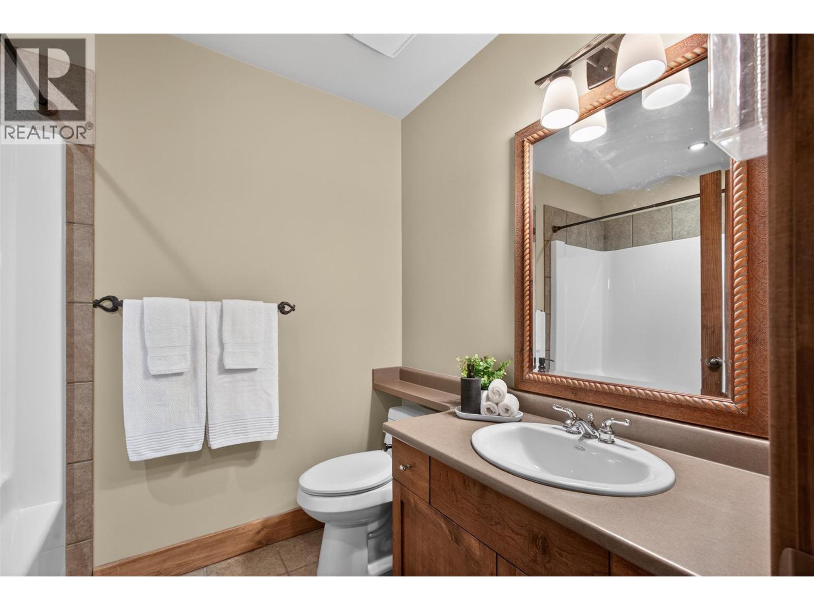 5095 Snowbird Way Unit# 14, Big White, British Columbia  V1P 1P3 - Photo 24 - 10374962