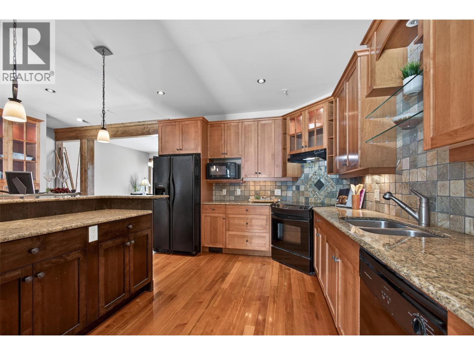 5095 Snowbird Way Unit# 14, Big White, British Columbia  V1P 1P3 - Photo 8 - 10374962