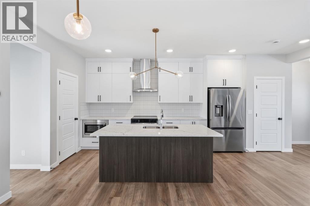 151 Ellen Road, Crossfield, Alberta  T0M 0S0 - Photo 3 - A2295055