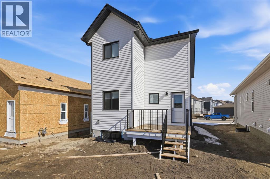 151 Ellen Road, Crossfield, Alberta  T0M 0S0 - Photo 6 - A2295055