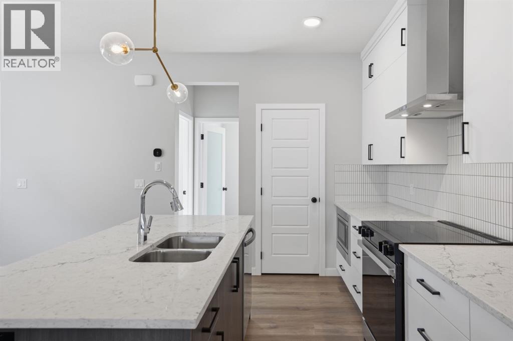 151 Ellen Road, Crossfield, Alberta  T0M 0S0 - Photo 12 - A2295055