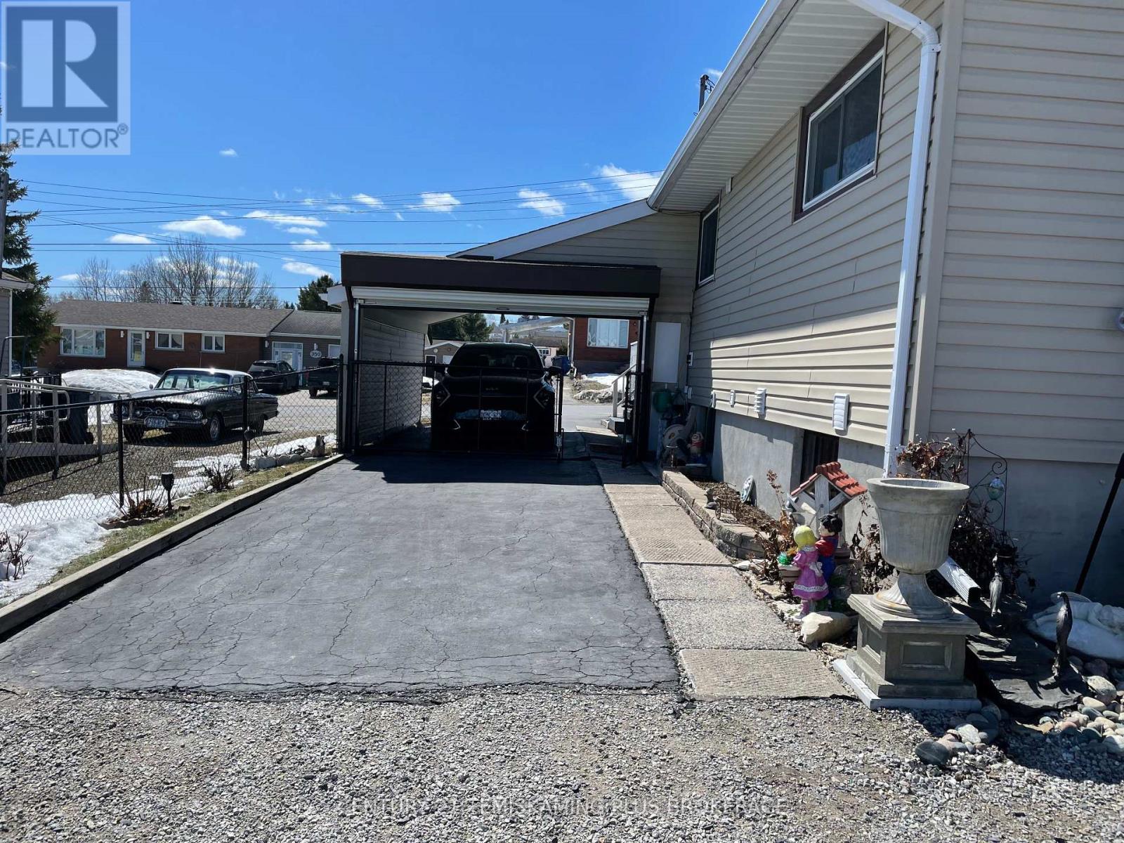 357 Lawlor Street, Temiskaming Shores, Ontario  P0J 1K0 - Photo 4 - T13027810