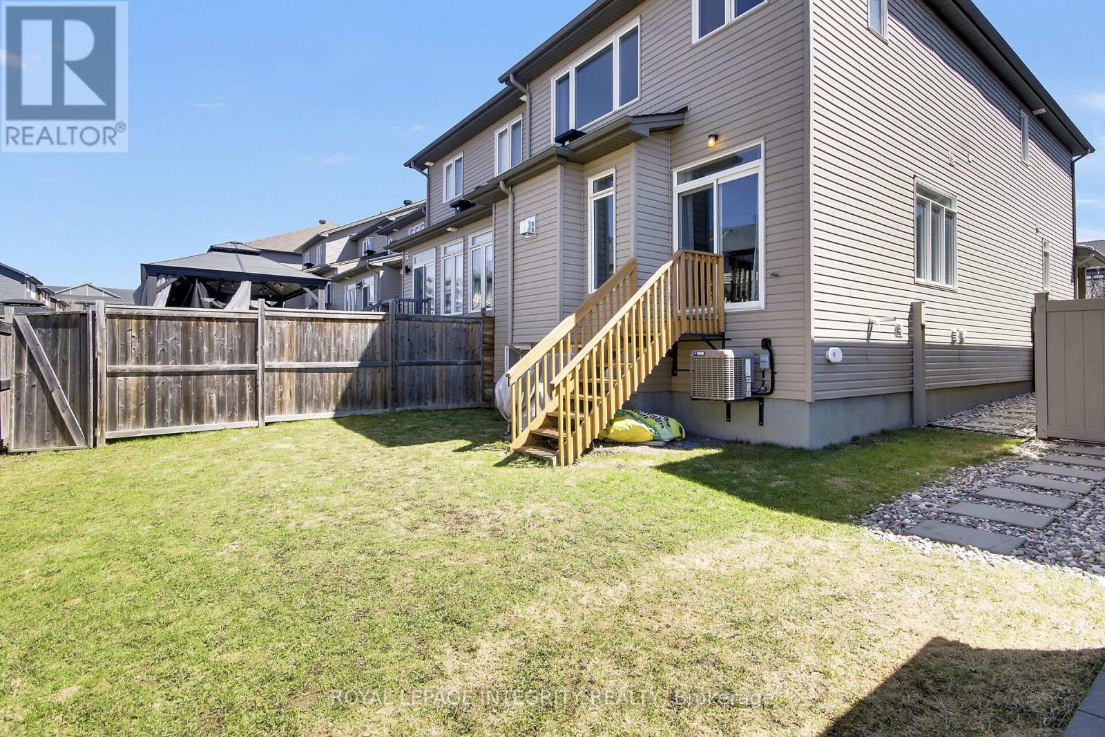 310 Broadridge Crescent, Ottawa, Ontario  K1W 0H1 - Photo 38 - X13027796