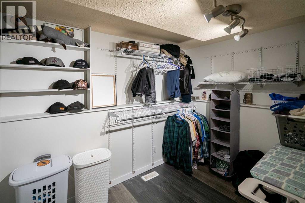 6706 Marler Drive, Camrose, Alberta  T4V 3R3 - Photo 14 - A2301769