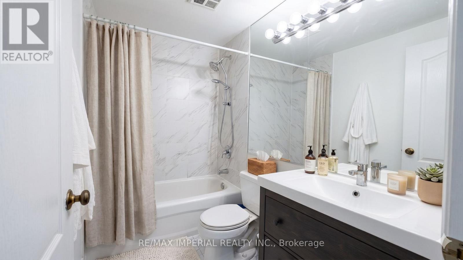 Rg1 - 2 Clairtrell Road, Toronto, Ontario  M2N 7H5 - Photo 15 - C13027780