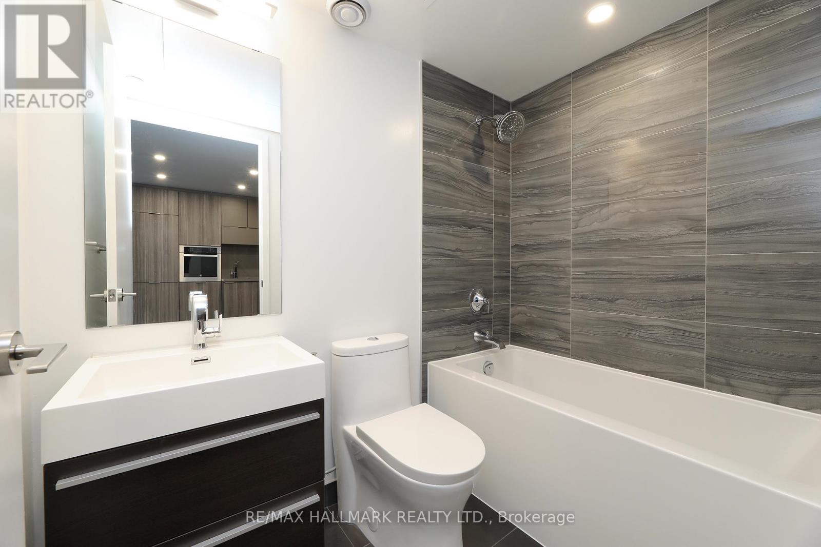 1407 - 39 Roehampton Avenue, Toronto, Ontario  M4P 1P9 - Photo 13 - C13027800