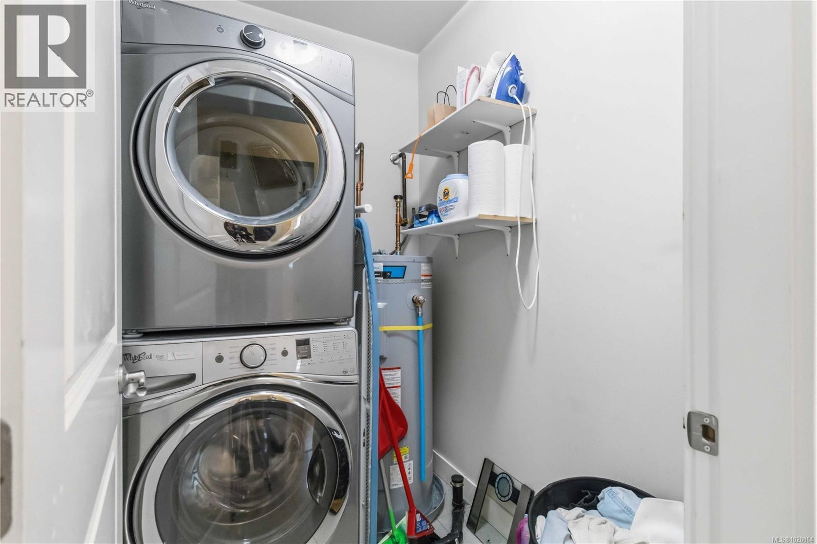 1796 Denman St, Victoria, British Columbia  V8R 1Y4 - Photo 21 - 1028864