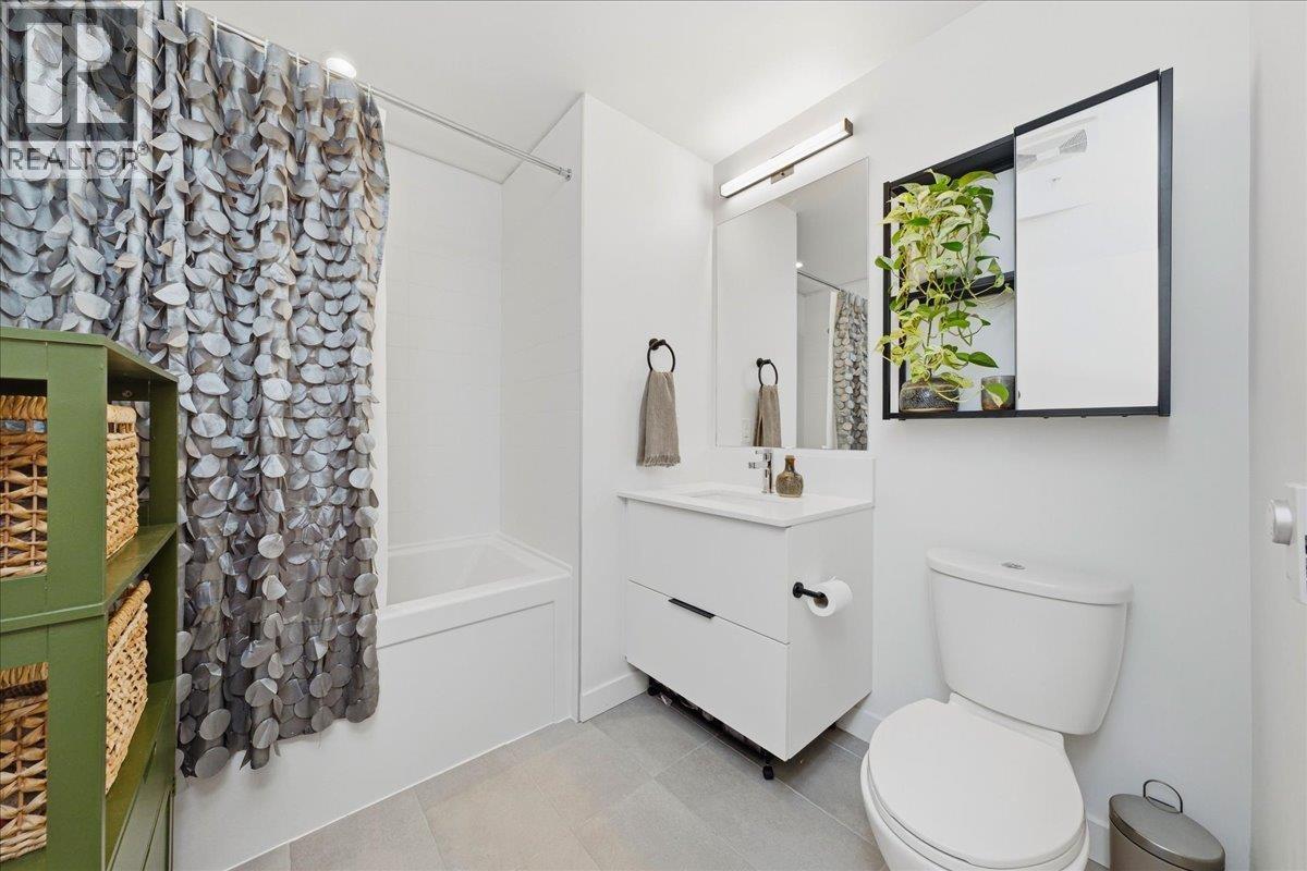 320 3229 St Johns Street, Port Moody, British Columbia  V3H 0M4 - Photo 11 - R3114330