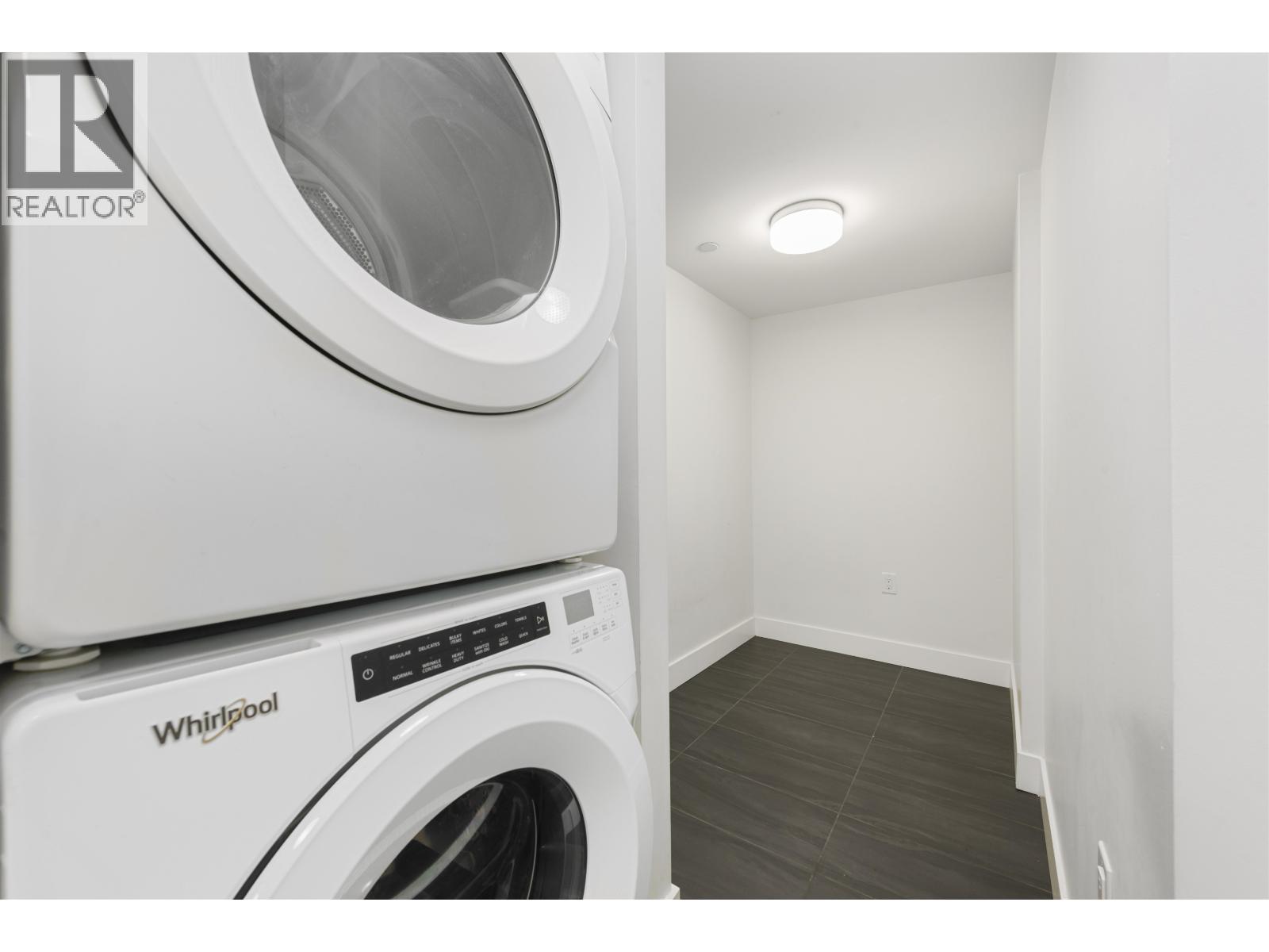 304 3498 Marine Way, Vancouver, British Columbia  V5S 0H1 - Photo 12 - R3114338