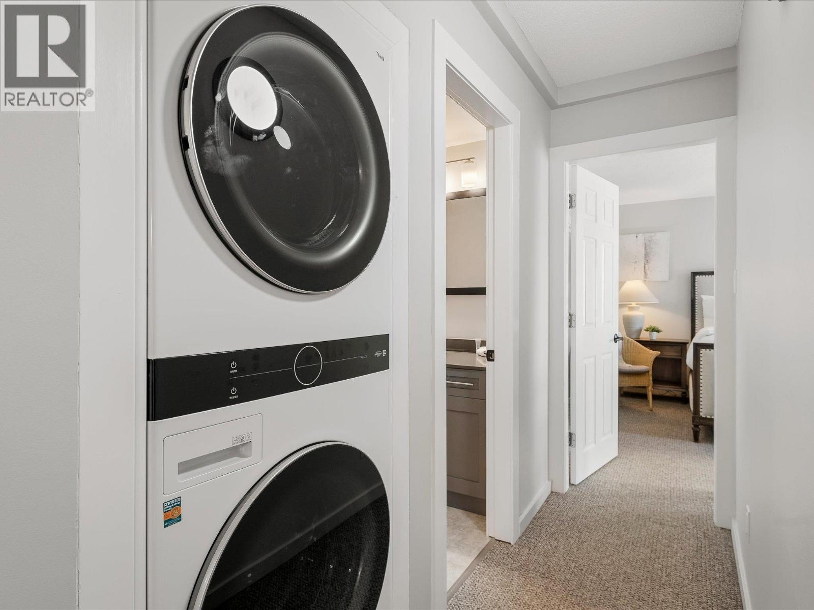 415 4910 Spearhead Place, Whistler, British Columbia  V0N 1B4 - Photo 14 - R3114340