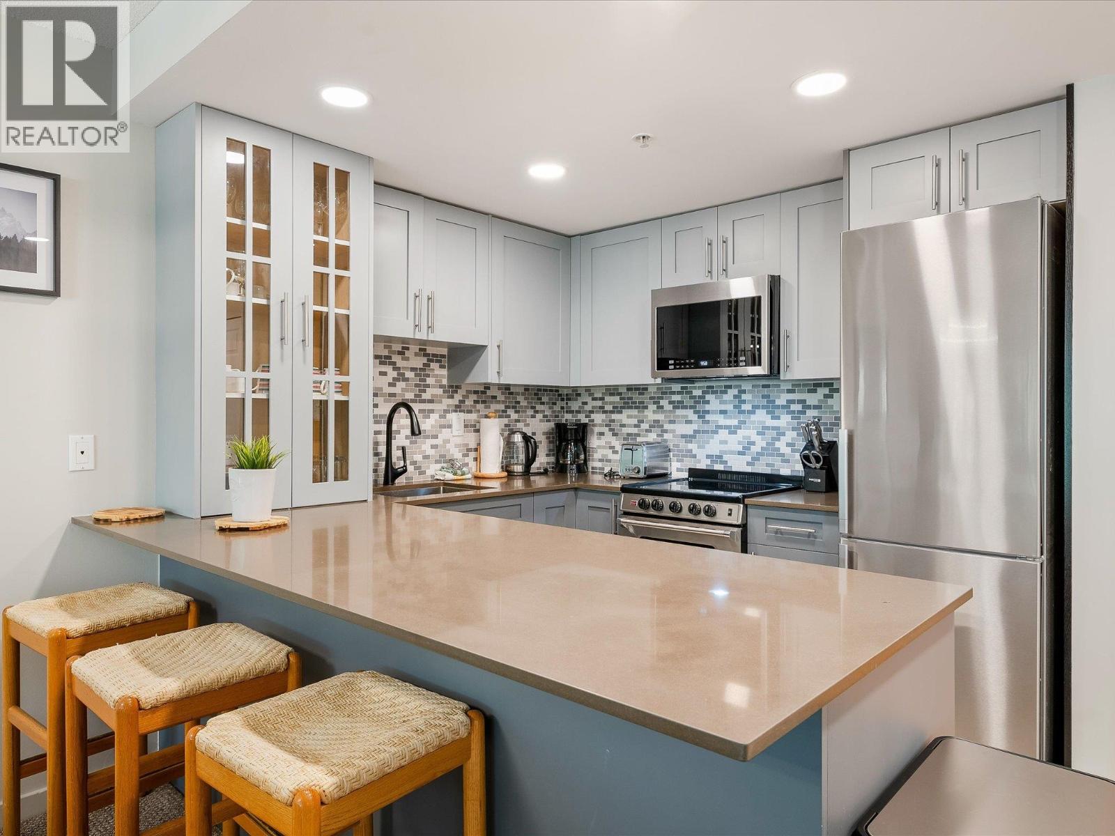 415 4910 Spearhead Place, Whistler, British Columbia  V0N 1B4 - Photo 9 - R3114340