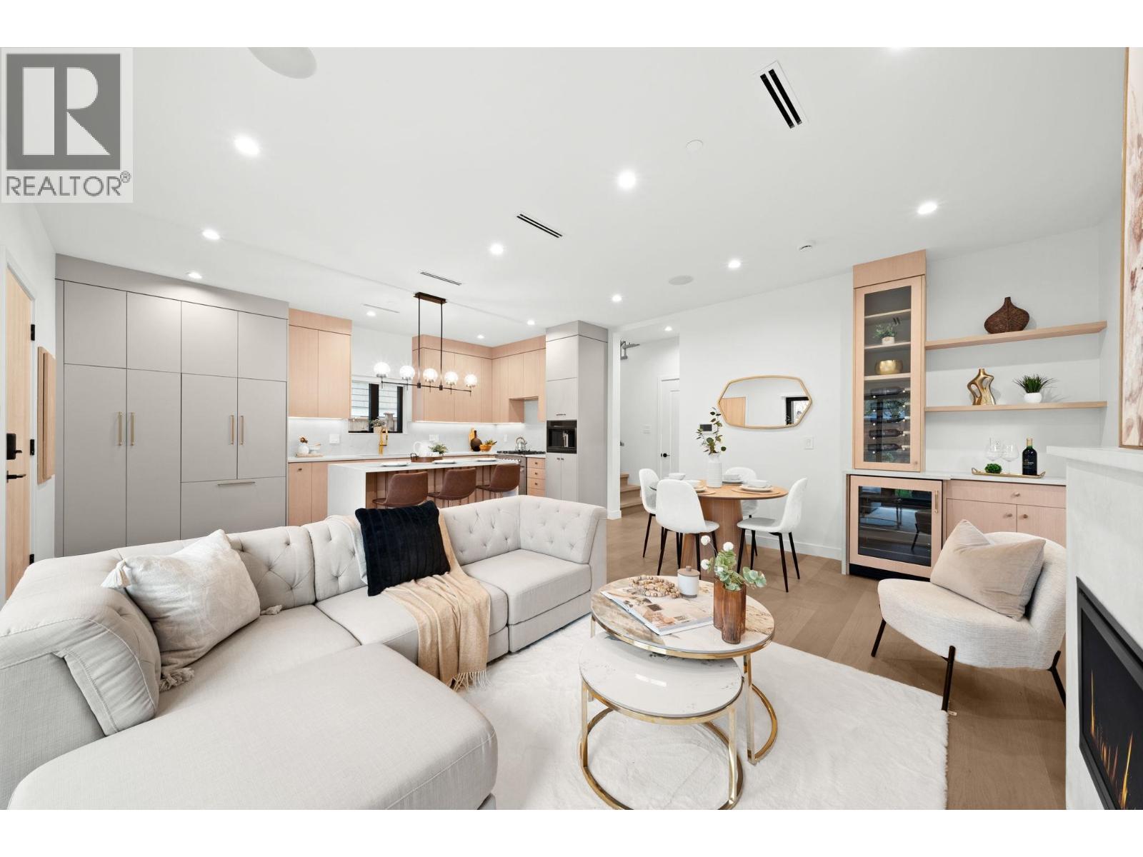 1 2247 Parker Street, Vancouver, British Columbia  V5L 2L8 - Photo 12 - R3114361