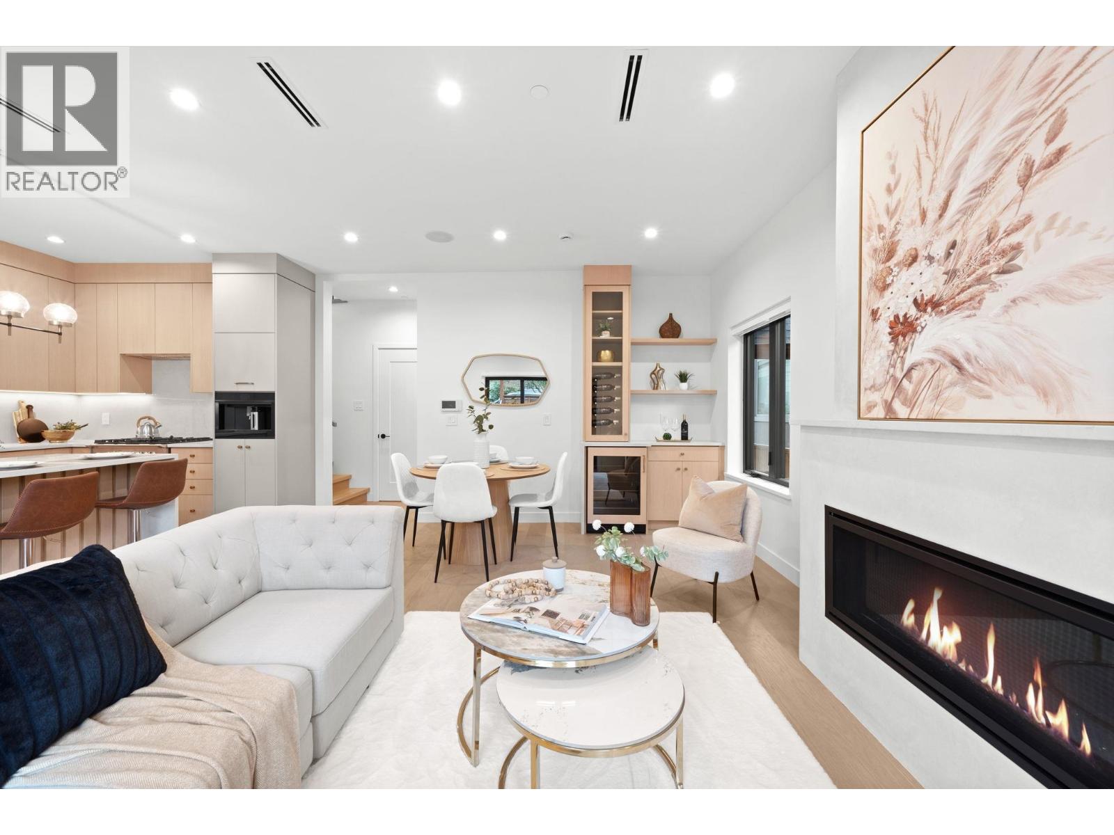 1 2247 Parker Street, Vancouver, British Columbia  V5L 2L8 - Photo 13 - R3114361