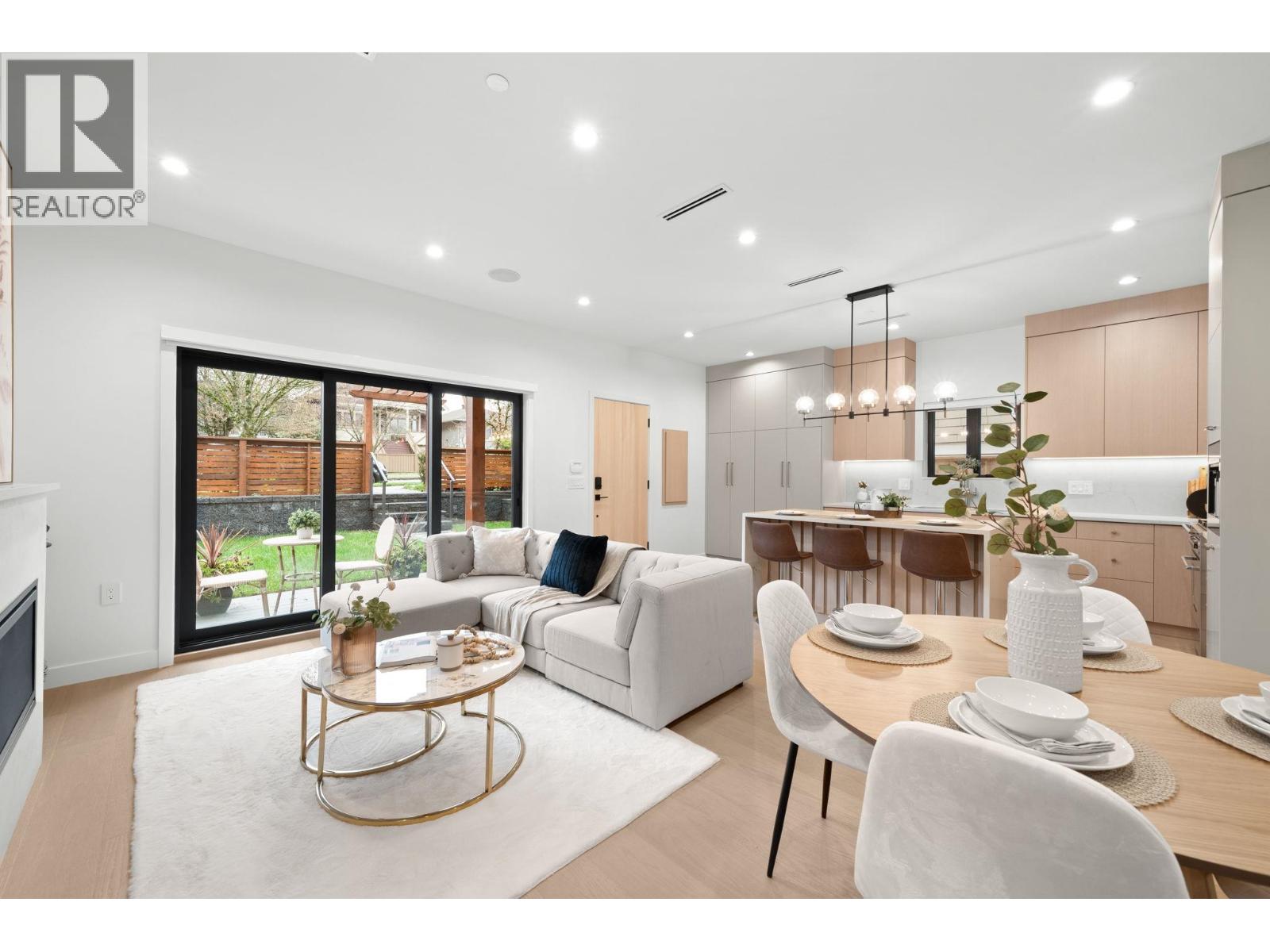 1 2247 Parker Street, Vancouver, British Columbia  V5L 2L8 - Photo 15 - R3114361