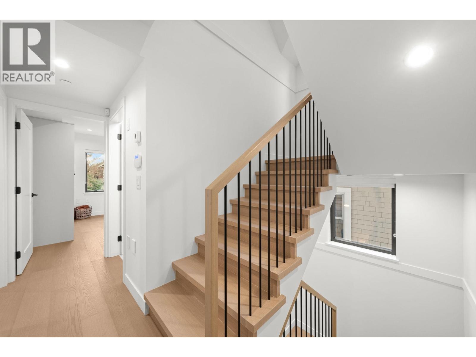 1 2247 Parker Street, Vancouver, British Columbia  V5L 2L8 - Photo 19 - R3114361