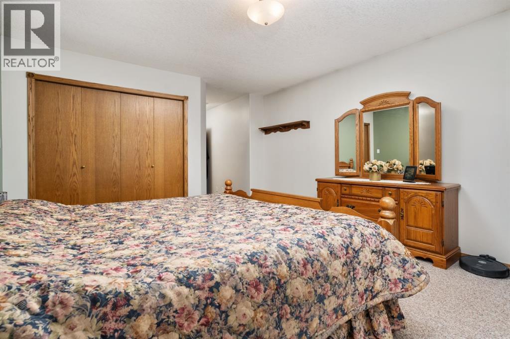 5319 60 Street, Camrose, Alberta  T4V 4L2 - Photo 16 - A2289812