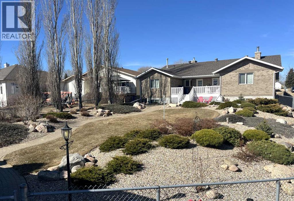 5319 60 Street, Camrose, Alberta  T4V 4L2 - Photo 2 - A2289812