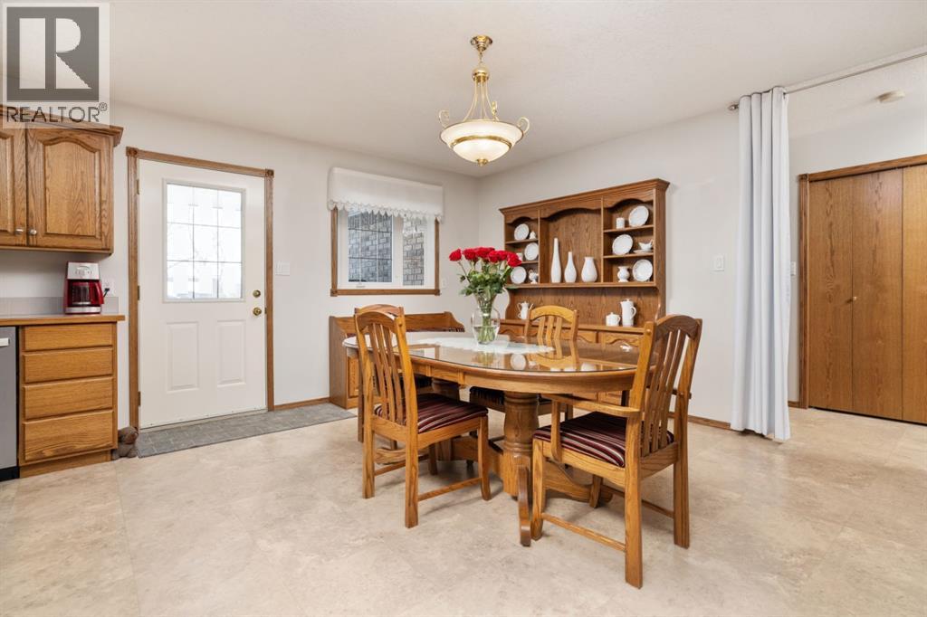 5319 60 Street, Camrose, Alberta  T4V 4L2 - Photo 10 - A2289812