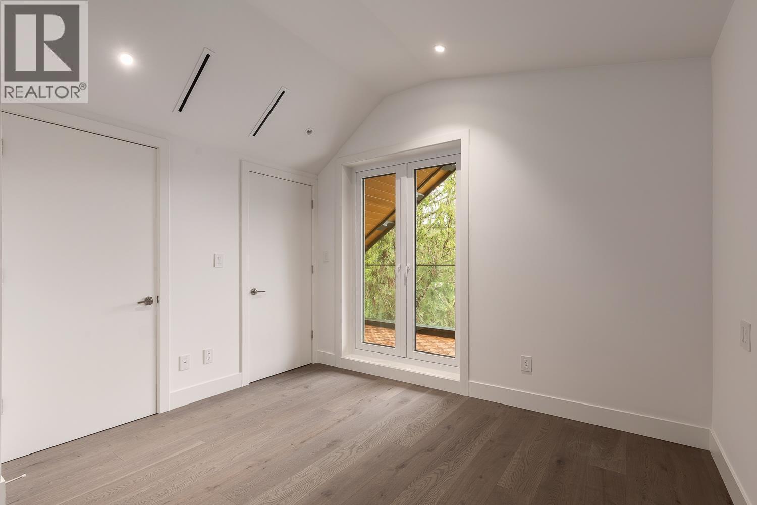 2 3617 W 12th Avenue, Vancouver, British Columbia  V6R 2N5 - Photo 15 - R3112598