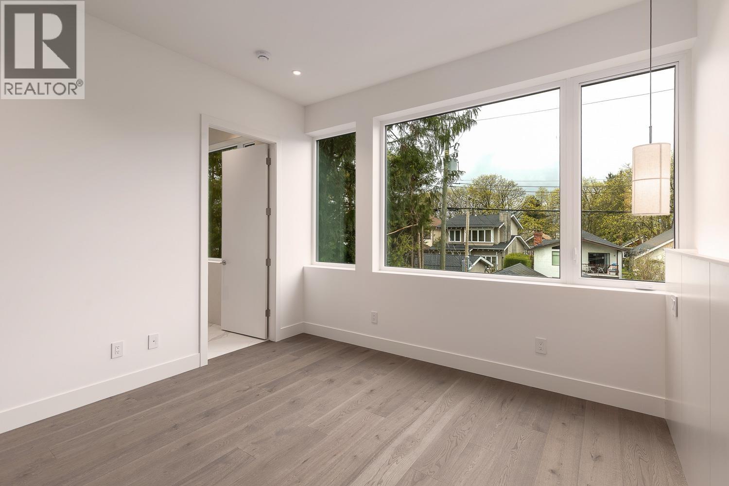 2 3617 W 12th Avenue, Vancouver, British Columbia  V6R 2N5 - Photo 11 - R3112598