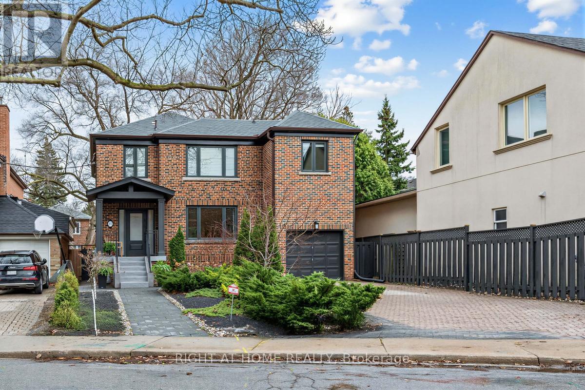 21 Austin Terrace, Toronto, Ontario  M5R 1Y2 - Photo 2 - C13022232