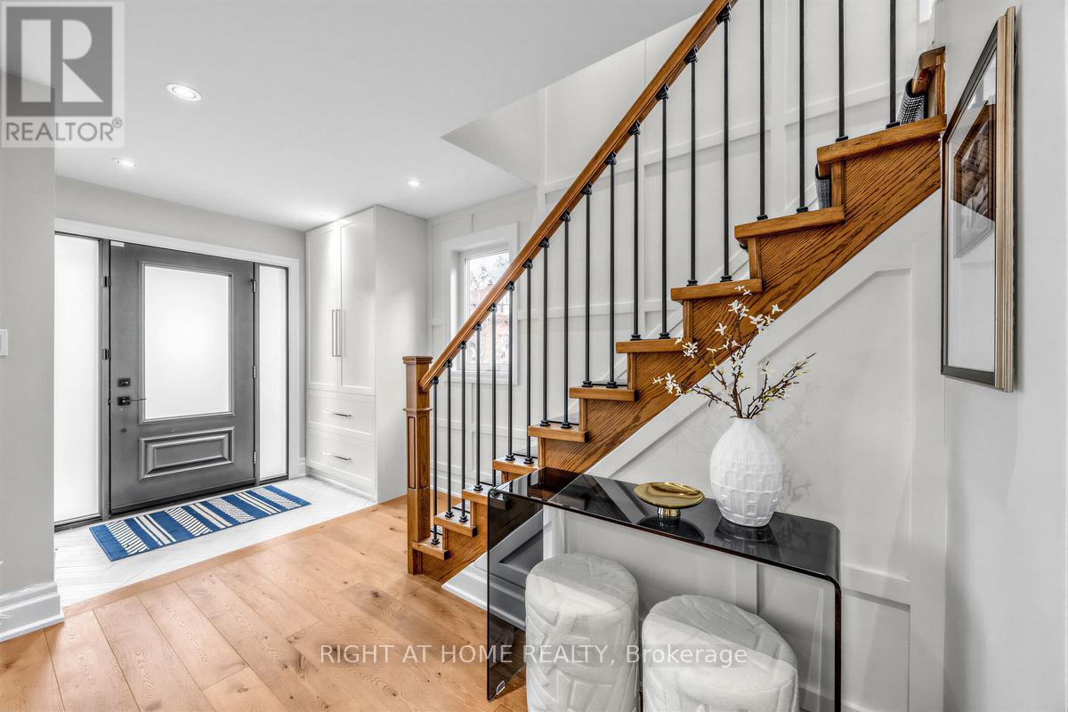 21 Austin Terrace, Toronto, Ontario  M5R 1Y2 - Photo 3 - C13022232