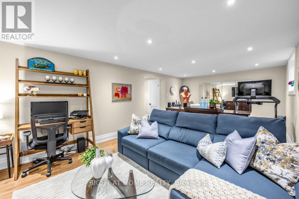 21 Austin Terrace, Toronto, Ontario  M5R 1Y2 - Photo 33 - C13022232