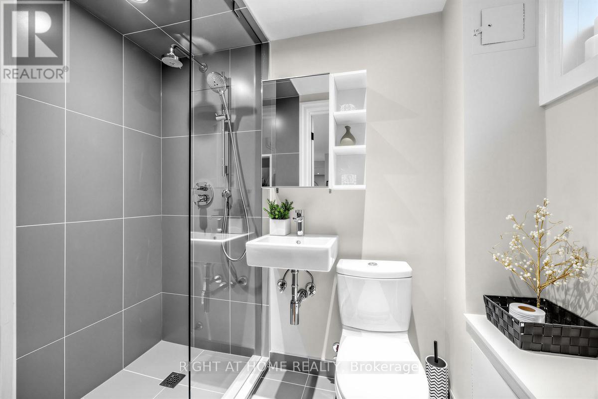 21 Austin Terrace, Toronto, Ontario  M5R 1Y2 - Photo 29 - C13022232