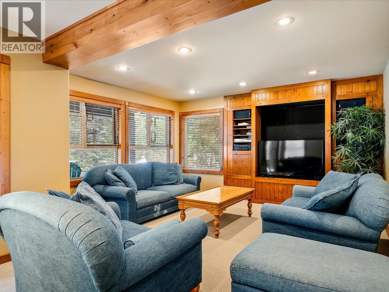 8115 Muirfield Crescent, Whistler, British Columbia  V8E 1J7 - Photo 26 - R3114334