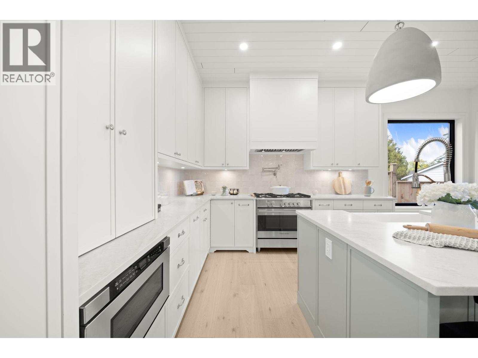 1204 Stellers Jay Place, Tsawwassen, British Columbia  V4M 2A9 - Photo 12 - R3114355