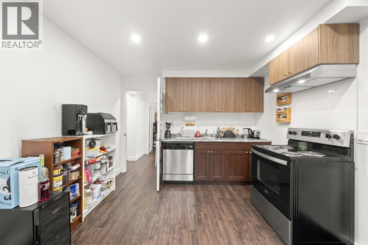 2452 2472-2492 Balsam Street, Vancouver, British Columbia  V6K 3N1 - Photo 19 - R3114362