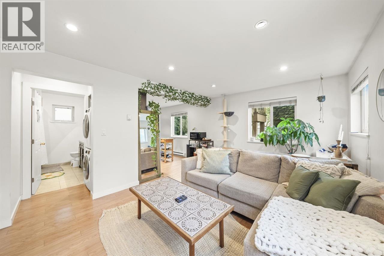 2452 2472-2492 Balsam Street, Vancouver, British Columbia  V6K 3N1 - Photo 6 - R3114362