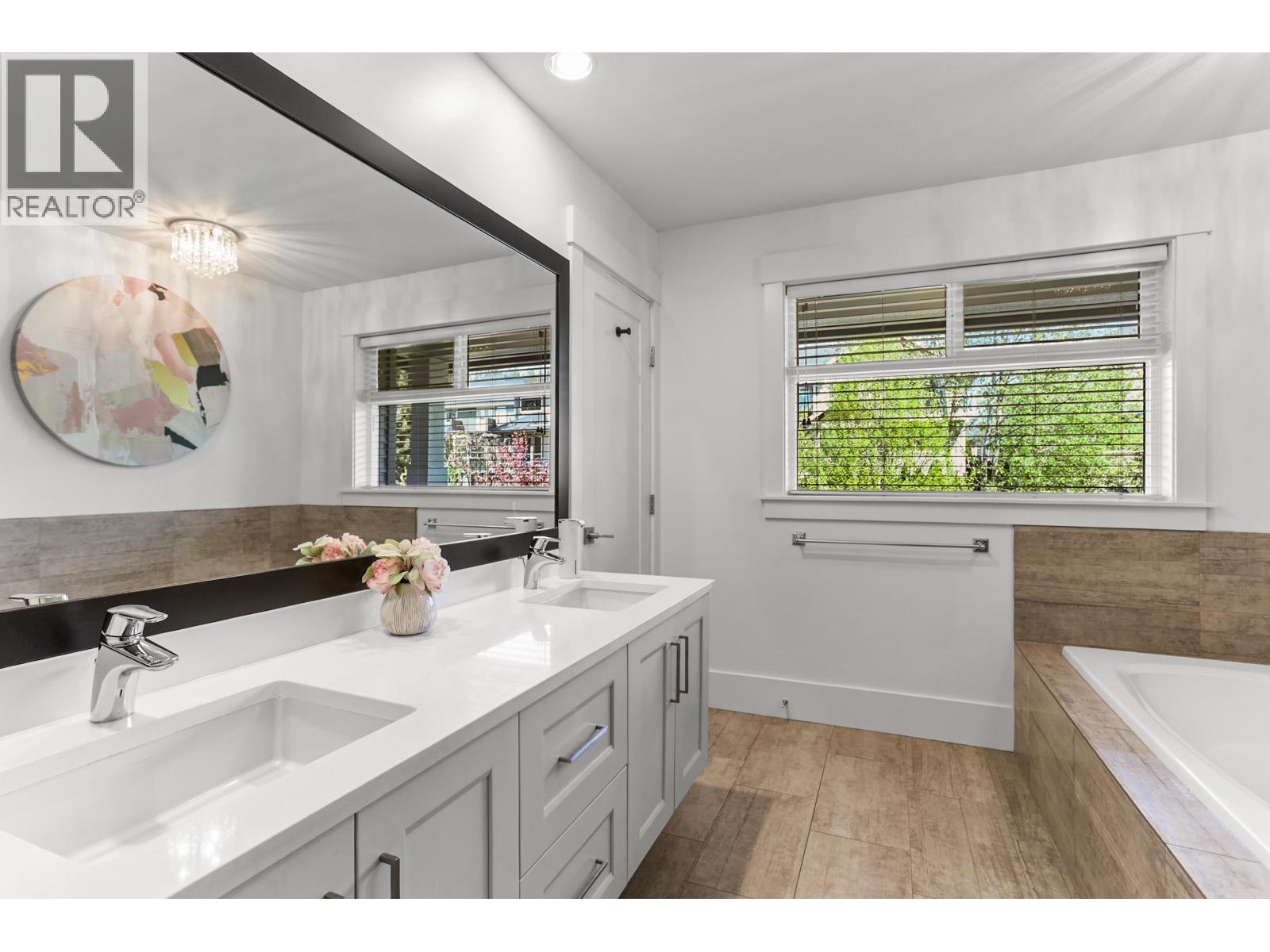 24761 101b Avenue, Maple Ridge, British Columbia  V2W 0A1 - Photo 16 - R3114374