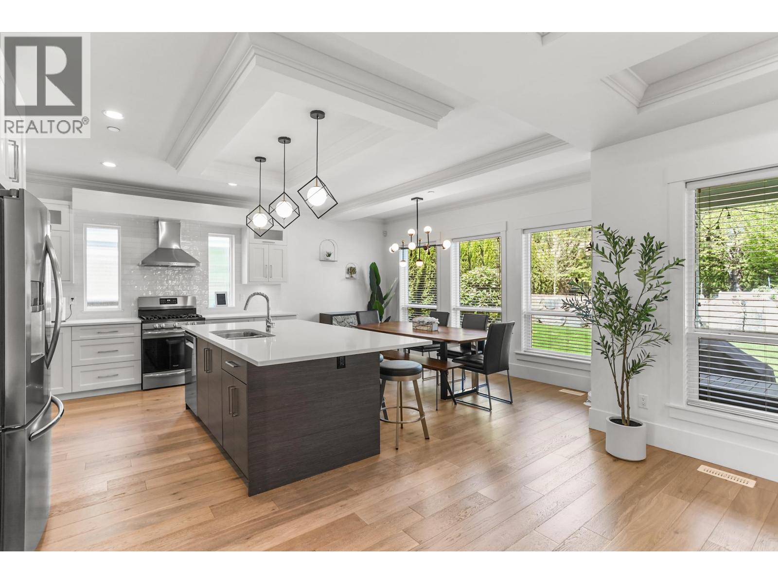 24761 101b Avenue, Maple Ridge, British Columbia  V2W 0A1 - Photo 3 - R3114374