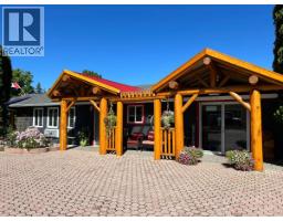 101 Oak Street, Fauquier, British Columbia