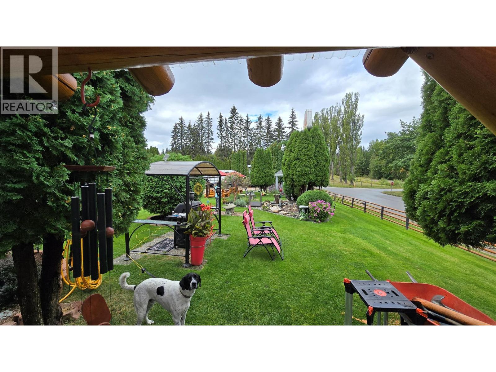 101 Oak Street, Fauquier, British Columbia  V0G 1K0 - Photo 17 - 10333123