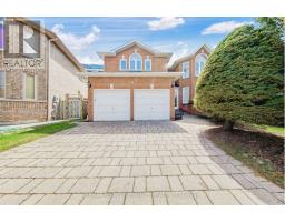 34 LEICESTER ROAD, Richmond Hill, Ontario