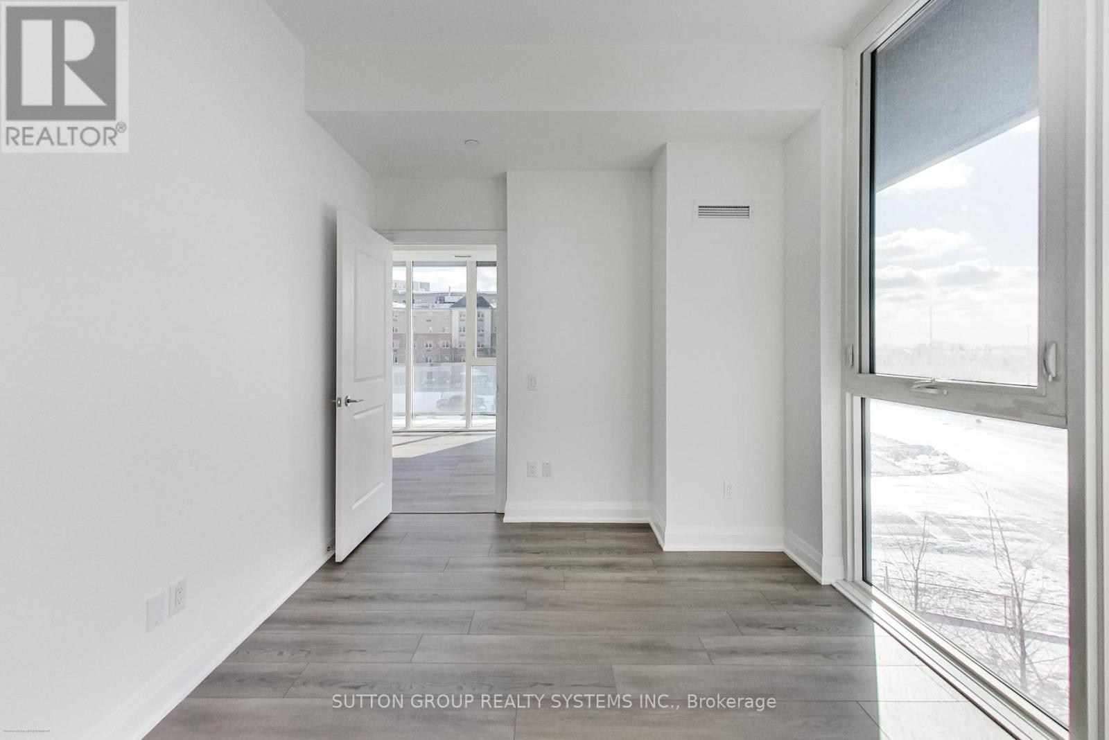 204 - 10 Gatineau Drive, Vaughan, Ontario  L4J 0L2 - Photo 17 - N13027802