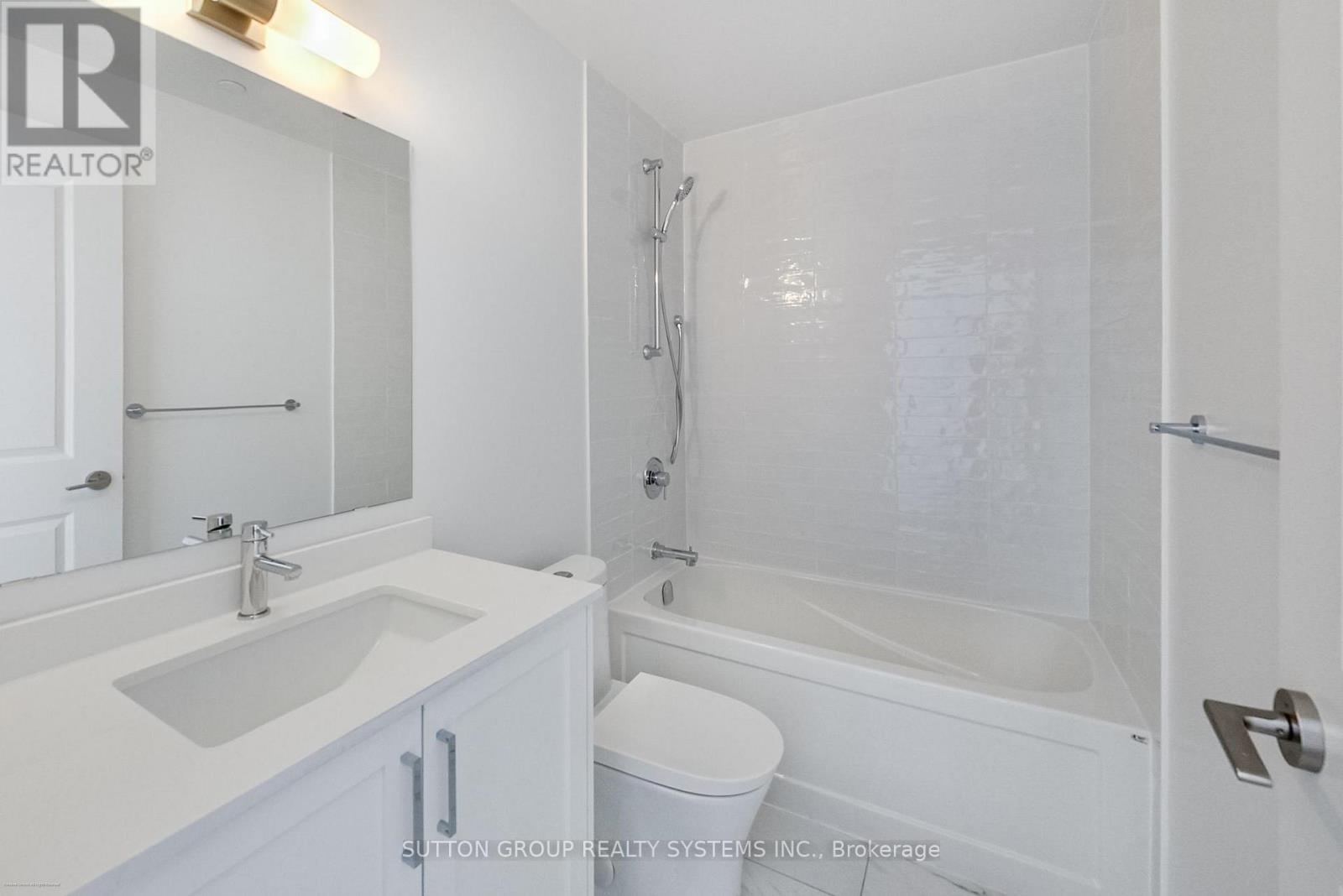 204 - 10 Gatineau Drive, Vaughan, Ontario  L4J 0L2 - Photo 9 - N13027802