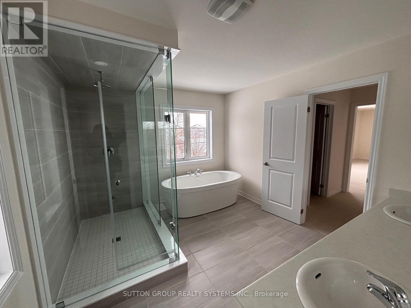 30 Rosanne Circle, Wasaga Beach, Ontario  L9Z 0N3 - Photo 14 - S13027772